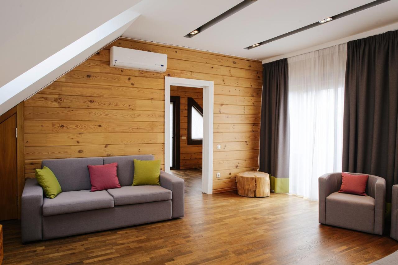 Трипільське Сонце Hotel Podgortsy  ภายนอก รูปภาพ